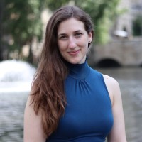 Krisztina Balogh Email