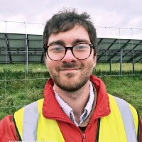 Bright Renewables Employee Henry Farrar-Khan's profile photo