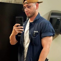 Mauricio H. Email