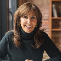 Email e telefono di Carol Mathews