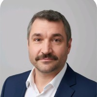 Robert Szabo Email