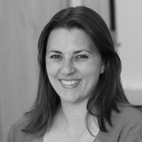 Kirsty Neale Email
