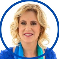Optavia Employee Stephanie Dluzneski's profile photo