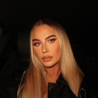 Elle-Jo Lane Email & Phone Number
