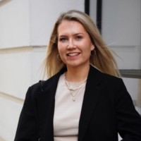 Éadair Dolan Email & Phone Number