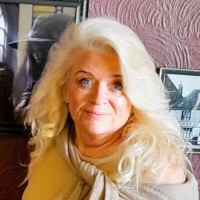 Continuum Attractions Employee Melanie Haywood's profile photo