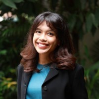 Estelly Febiola Email