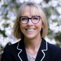 Lori van Holmes Email & Phone Number
