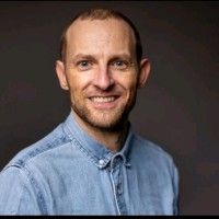 Dirk Hauser Email
