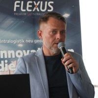 Daniel Schönlein Email