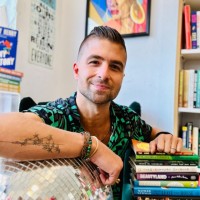 Greedy Reads Employee Santiago Nocera's profile photo