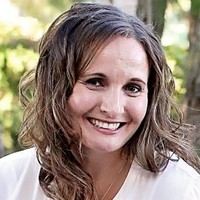 Amber Sosa Email & Phone Number