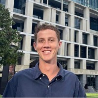 Max Oliver Email