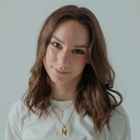 Pixelbox Visual Design Employee Lyndsay Minks's profile photo