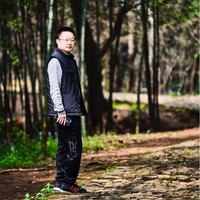 昌波 庄 Email