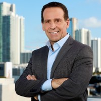 Build 2 Rent Employee Rodrigo Alegria's profile photo