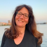 Manuela Jentzsch Email