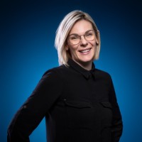 Iavanie van Zyl Email