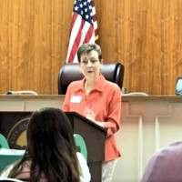 AuthorsDen.com Employee Linda Alexander's profile photo