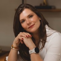 Aline Palmiro Alves Email