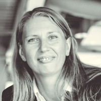 Ingeborg Lang Email