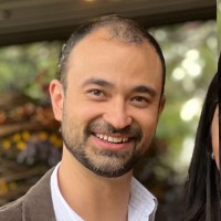 Giulio Suzumura Email
