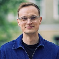 Karl Moberg Email