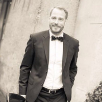 Andreas Botond Email