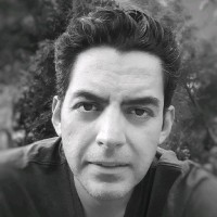 Roberto Vega Email & Phone Number