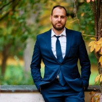 V8 process Employee Łukasz Piotrowski's profile photo