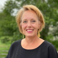 Gail Sullivan Email & Phone Number