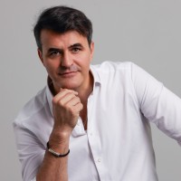 Sergio de León Cosmen Email