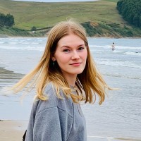 Startend Employee Adelina Lobanova's profile photo