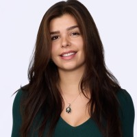 Shout UK Employee Beatriz Maia's profile photo