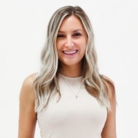 Julia Radke Email & Phone Number