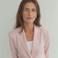 Jill Pütz Email & Phone Number