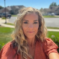 Ageless Future Employee Becky Laroza's profile photo