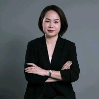 Thuy Dinh Email
