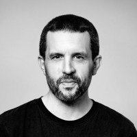 Nils Niggemann Email