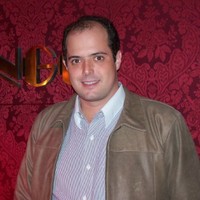 Raphael Negri Email