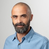 Golan Simani Email