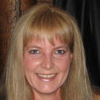 Lissa Ochsner Email & Phone Number