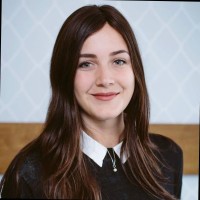 Deel Employee Danielle Henry's profile photo