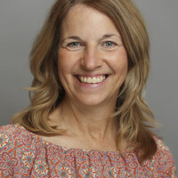 Metro Signs & Lighting Employee Mary Deters's profile photo