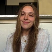 Isabelle Swihart Email & Phone Number