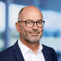 Wolfgang Räth Email
