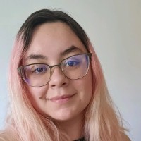 Compre Clicks Employee Heloyze da Silva's profile photo