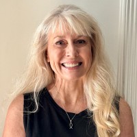 Dorothy Daniels Email & Phone Number