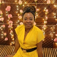Lorna Barrios Email & Phone Number
