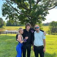 AMX Leasing & Logistics Employee Dustin Bence's profile photo